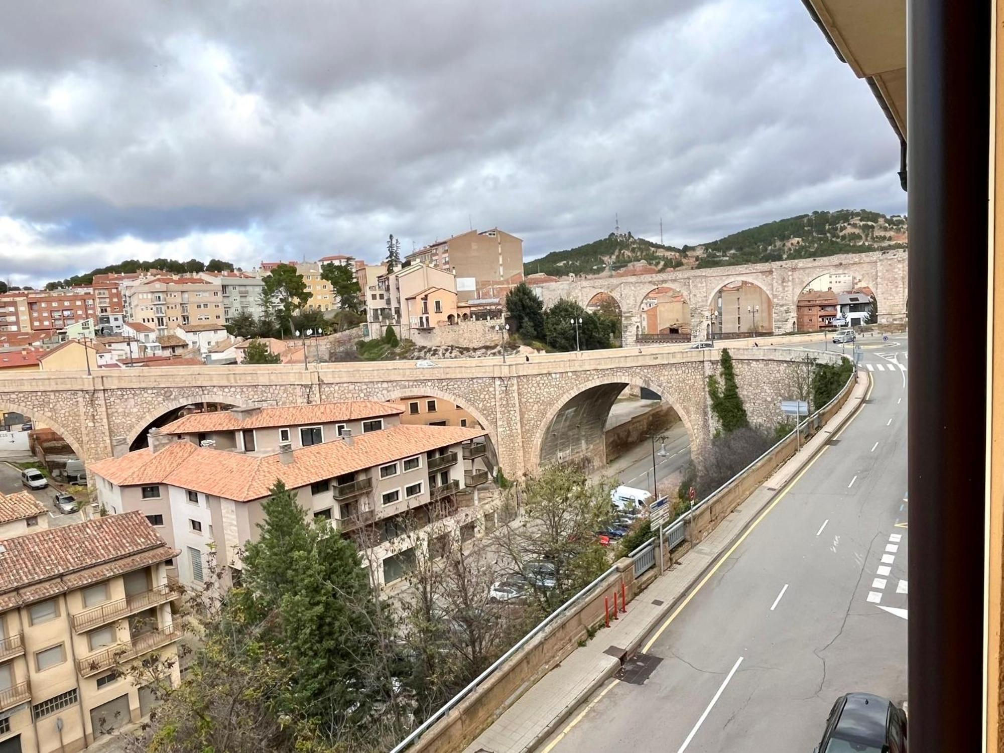 Puente De La Reina De Teruel Apartamento Exterior foto